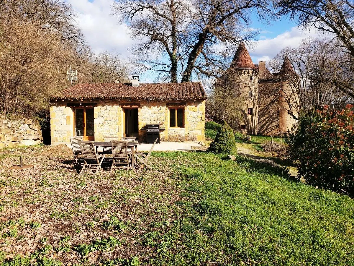 Hébergement de vacances Chateau de Saint Dau Figeac France